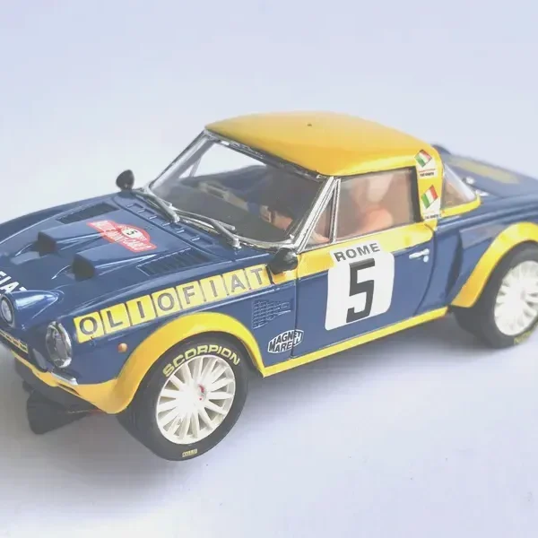Fiat Abarth 124 de Scalextric (Altaya) (revisar piloto)